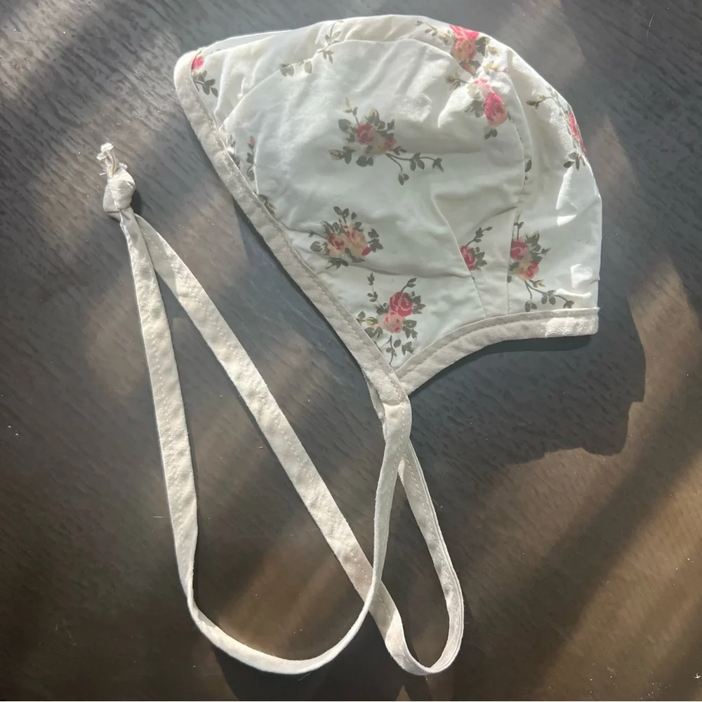 Sweet As April Reversible Floral Bonnet - Picture 6 of 8